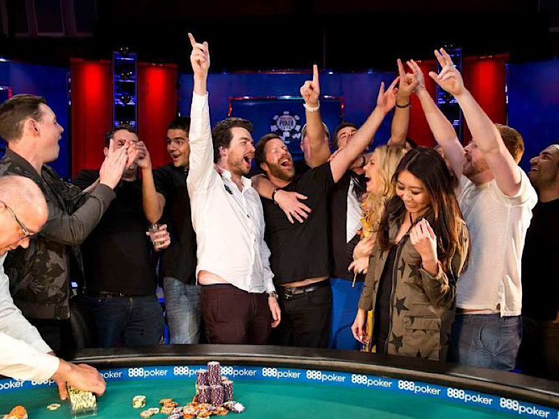 Cách gian lận bài xóc đĩa 4 Cách gian lận bài xóc đĩa