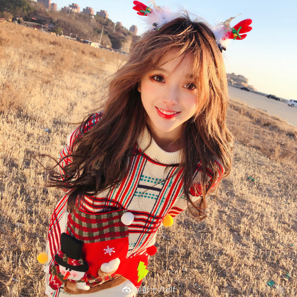 Bành Thập Lục - Nữ Hoàng Cosplay Của Tik Tok Bản Trung 3 banh thap luc 2