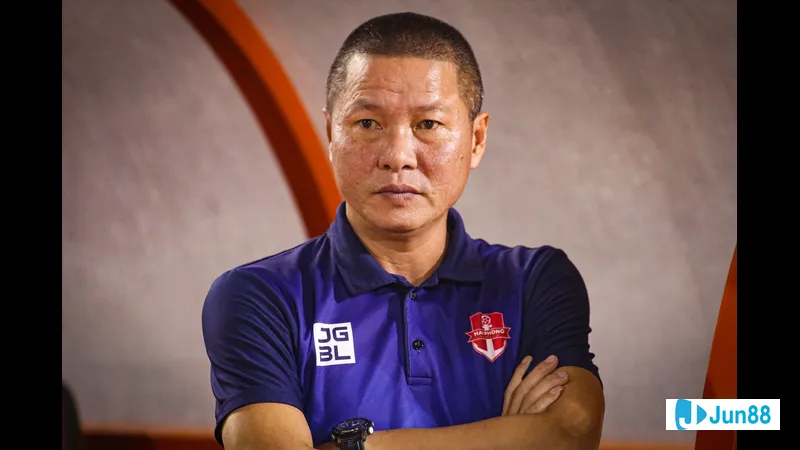 Nhận định HLV Chu Đình Nghiêm vs tiền đạo Nam Định 6 hlv chu dinh nghiem va tien dao nam dinh